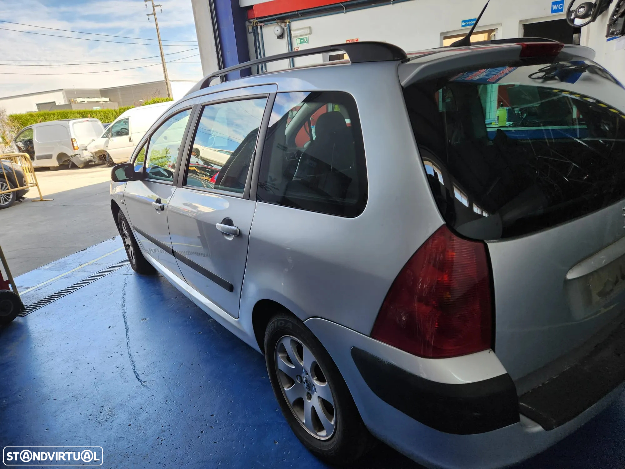 Peugeot 307 1.4 HDI de 2002 ás peças - 3