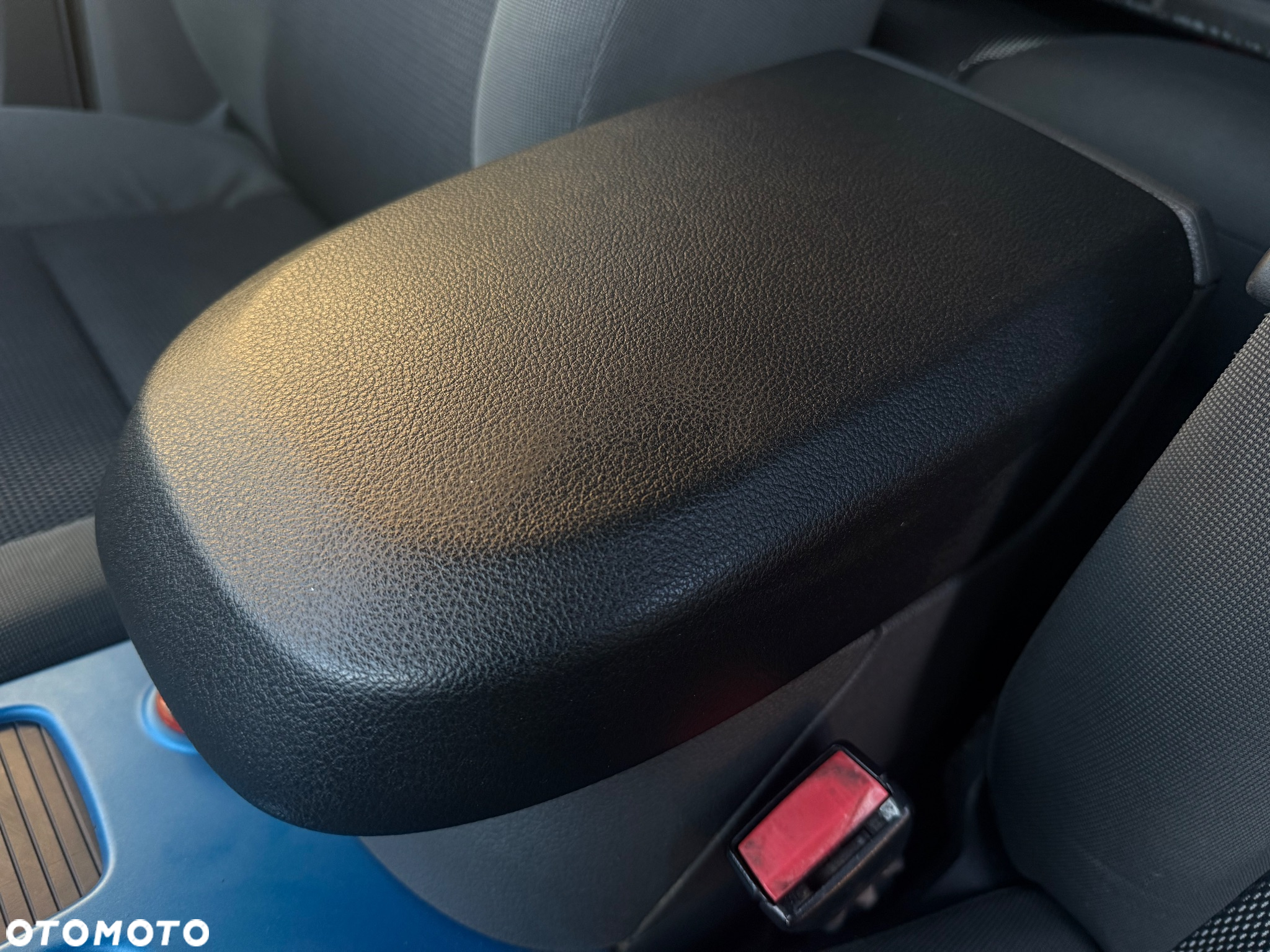 Ford Kuga 2.0 TDCi 2x4 Trend - 32