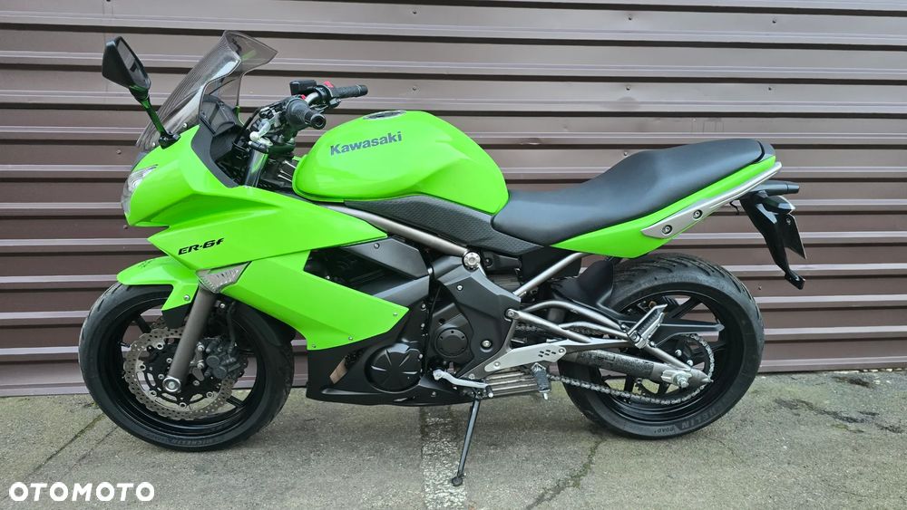 Kawasaki ER - 1