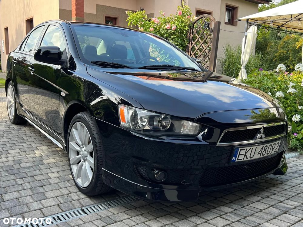 Mitsubishi Lancer 1.8 Inform - 1
