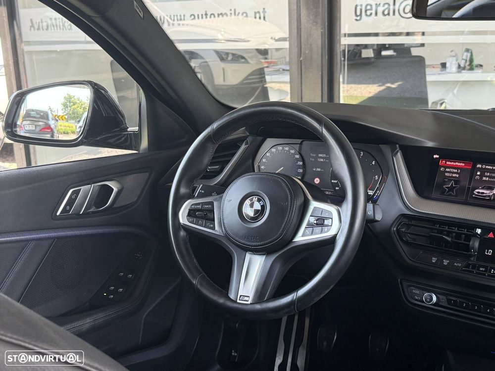 BMW 116 d Pack Desportivo M - 34