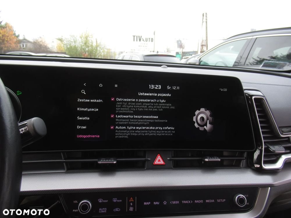 Kia Sportage 1.6 T-GDI HEV Business Line 4WD - 29