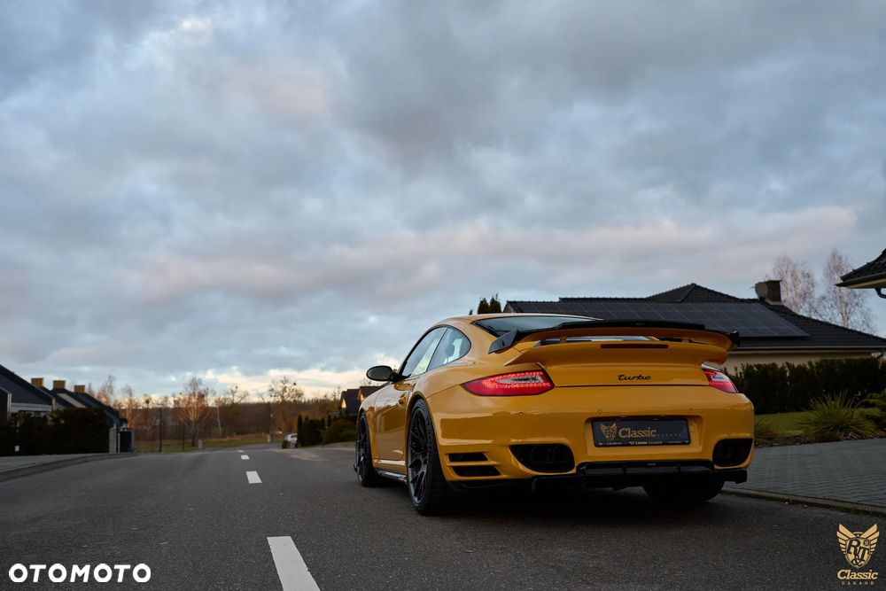 Porsche 911 - 37
