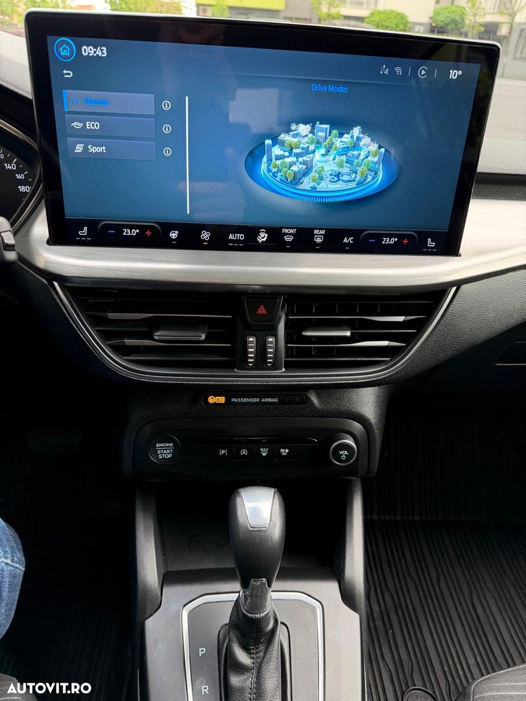 Ford Focus 1.0 EcoBoost MHEV Titanium - 11