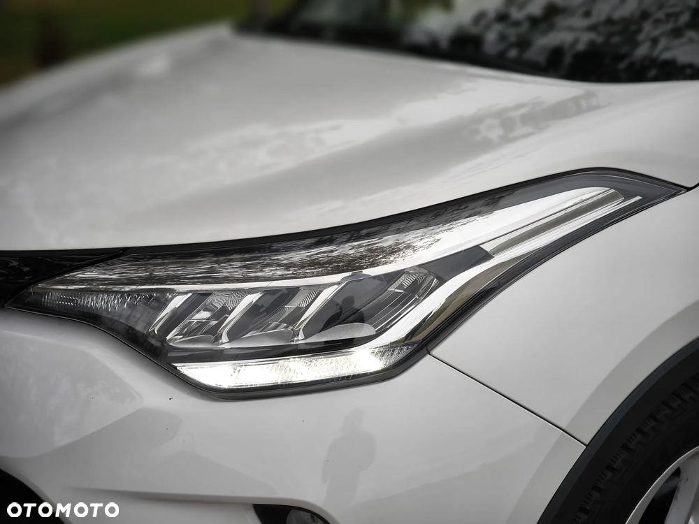 Toyota C-HR - 12