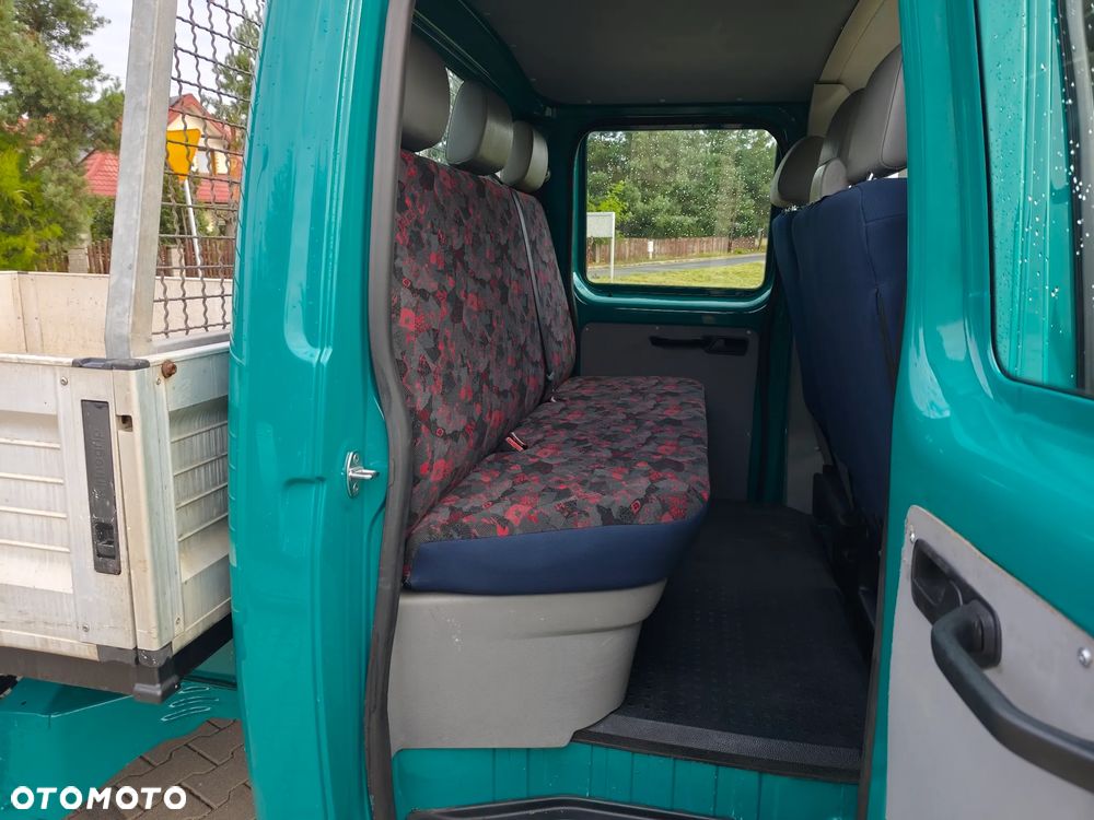 Volkswagen Transporter T5 - 11