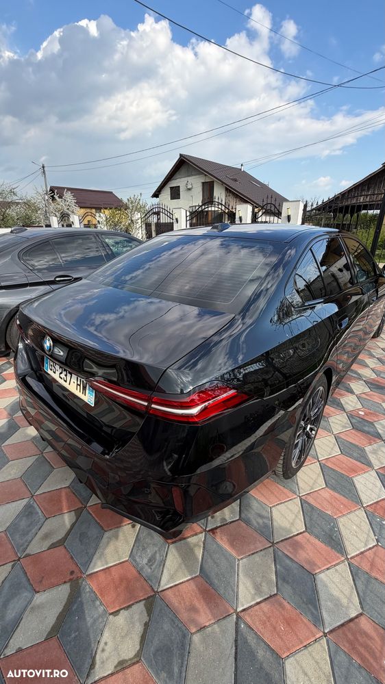 BMW Seria 5 520d Aut. - 9