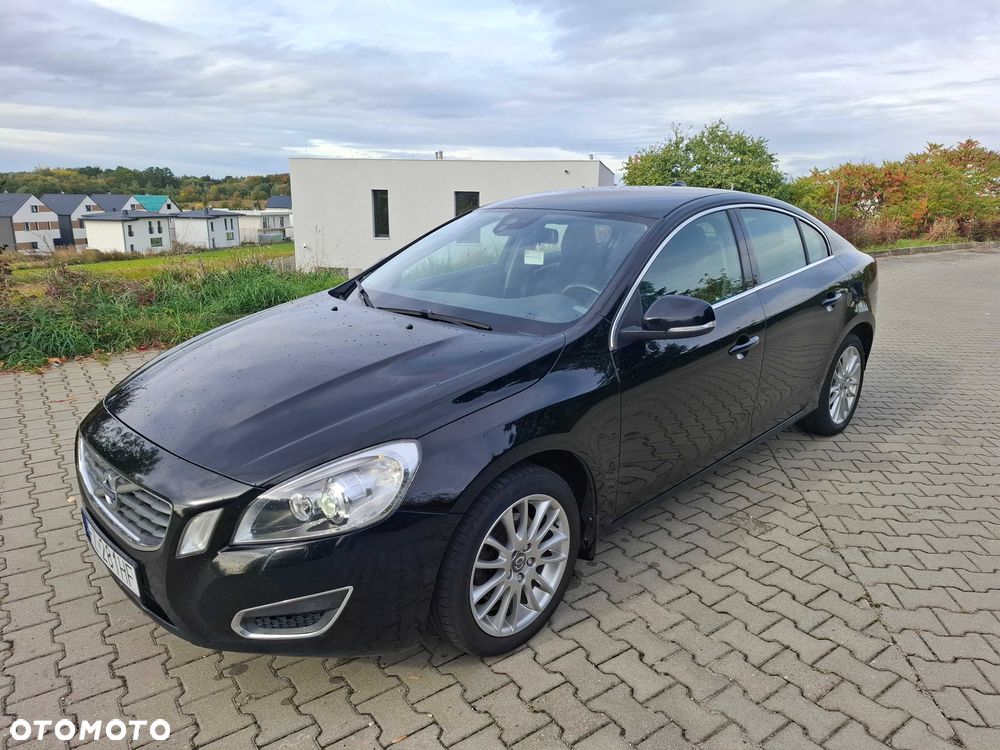 Volvo S60 - 1