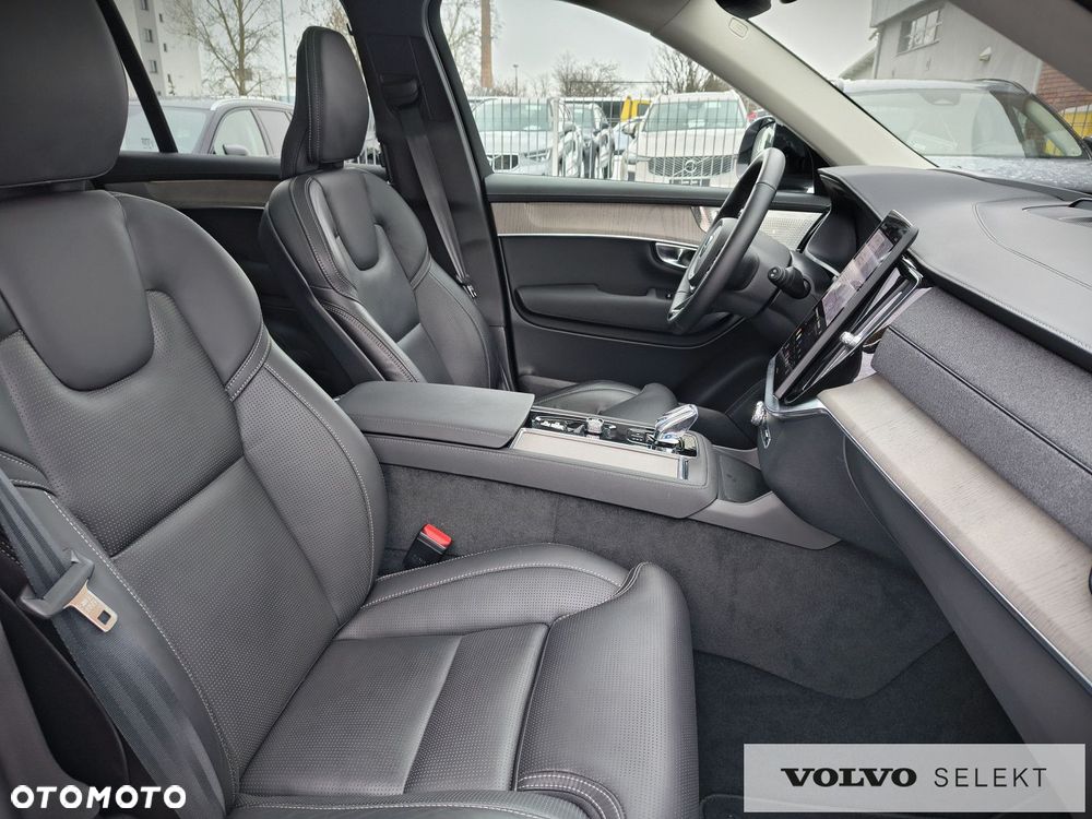Volvo XC 90 - 23
