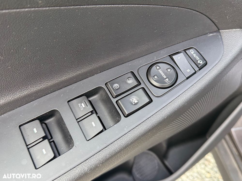 Hyundai Tucson blue 1.6 GDi 2WD Advantage - 19