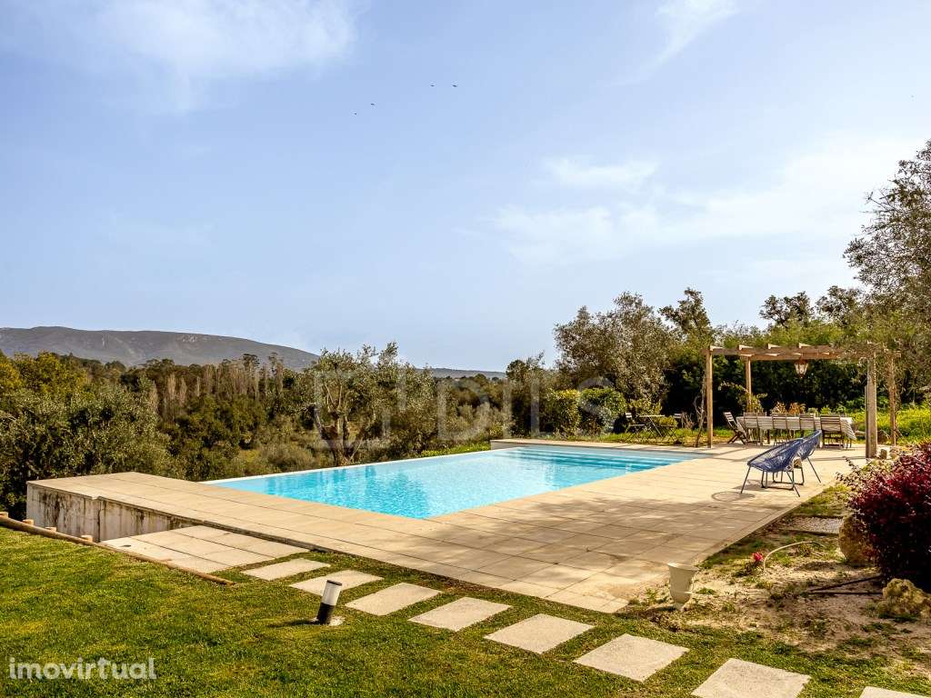 Quinta T9 em Azeitão com piscina e 11 ha de terreno, renovada - Grande imagem: 2/60