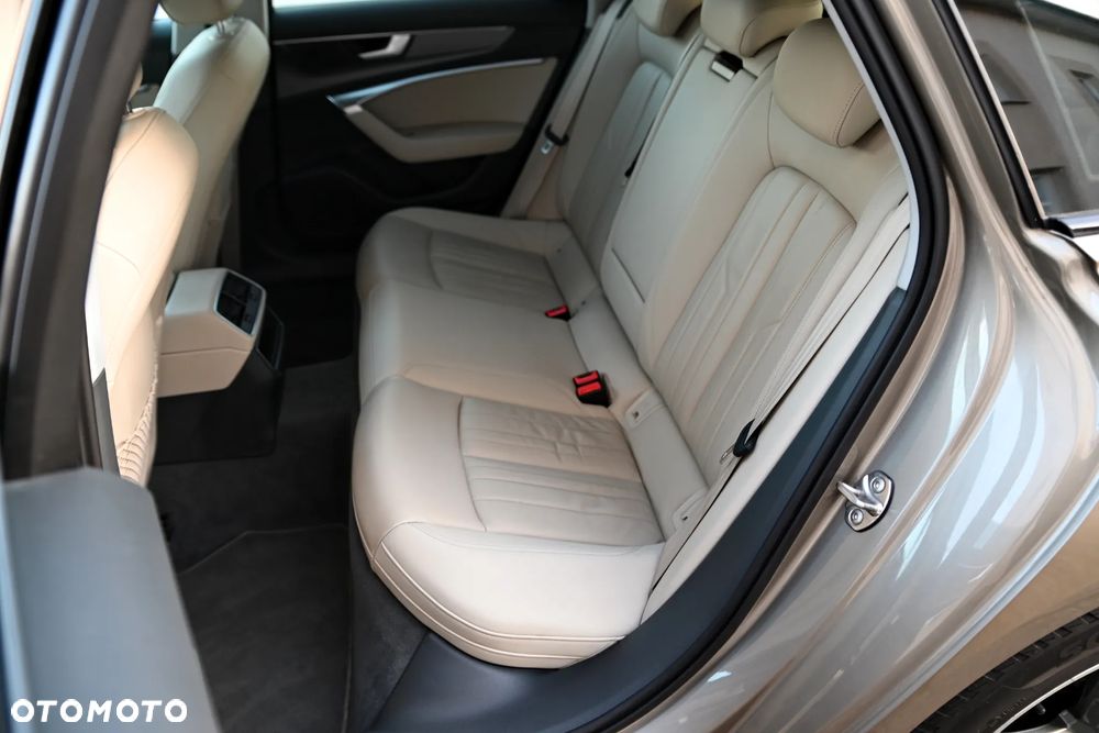 Audi A6 Avant - 22