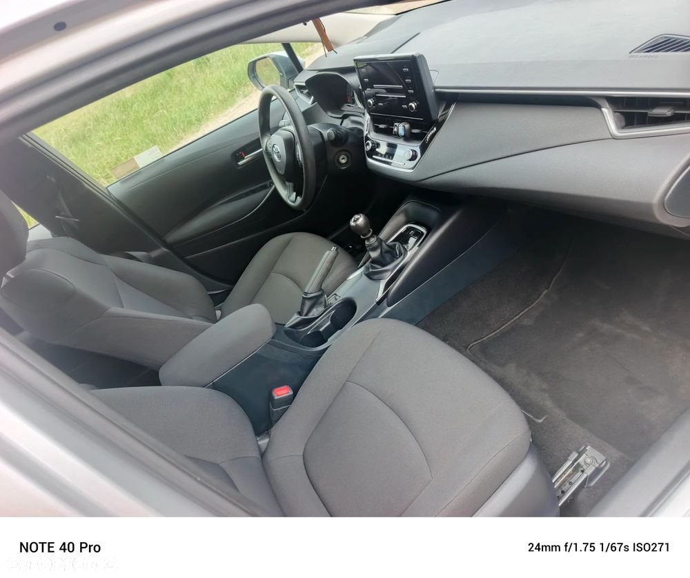 Toyota Corolla 1.6 Active - 28