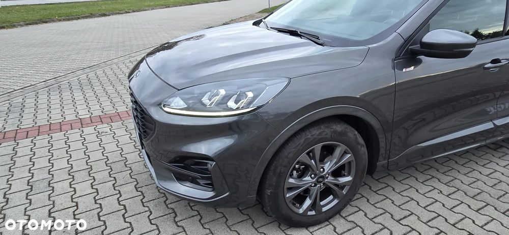 Ford Kuga 1.5 EcoBoost FWD ST-Line - 3