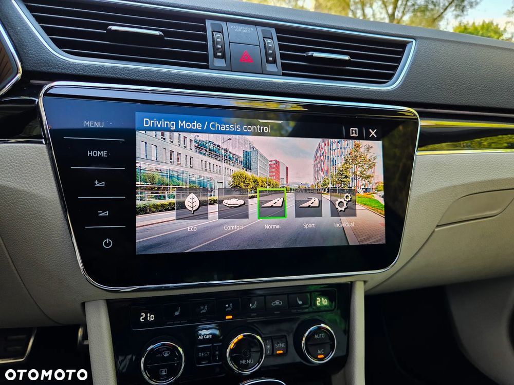 Skoda Superb 2.0 TSI L&K DSG - 19