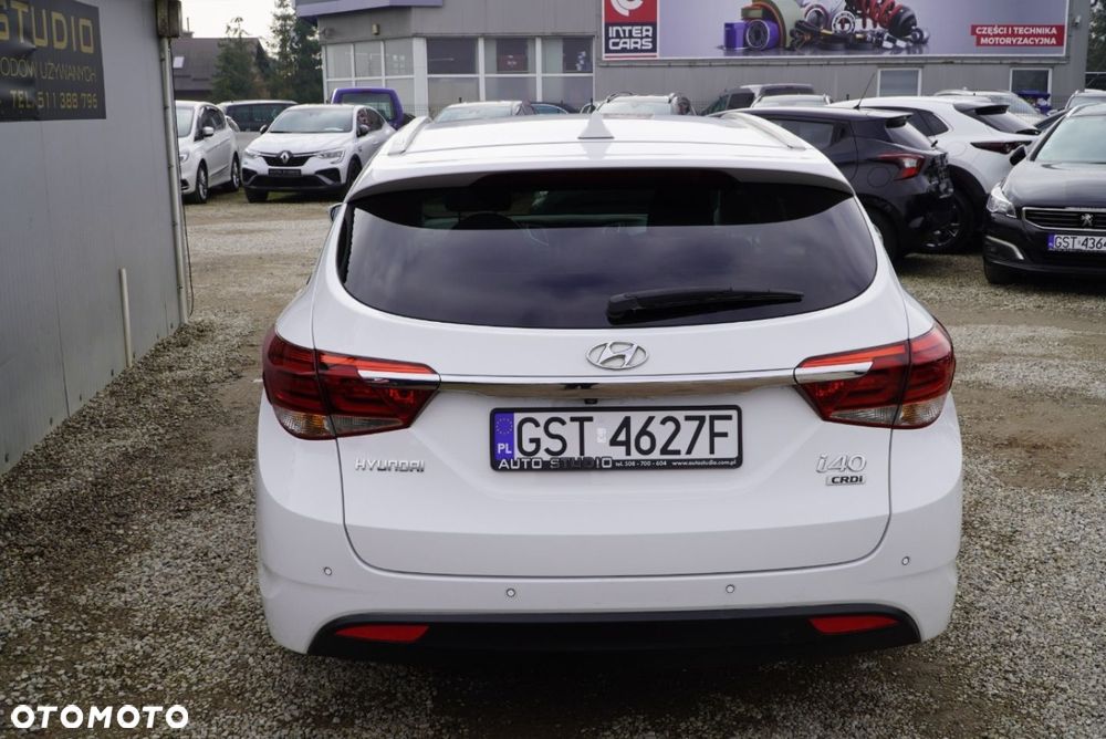 Hyundai i40 1.7 CRDi Comfort + - 35