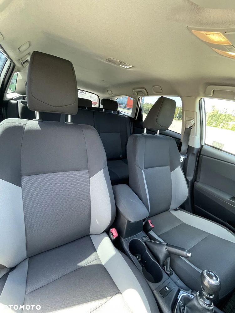 Toyota Auris 1.4 D-4D Comfort - 17