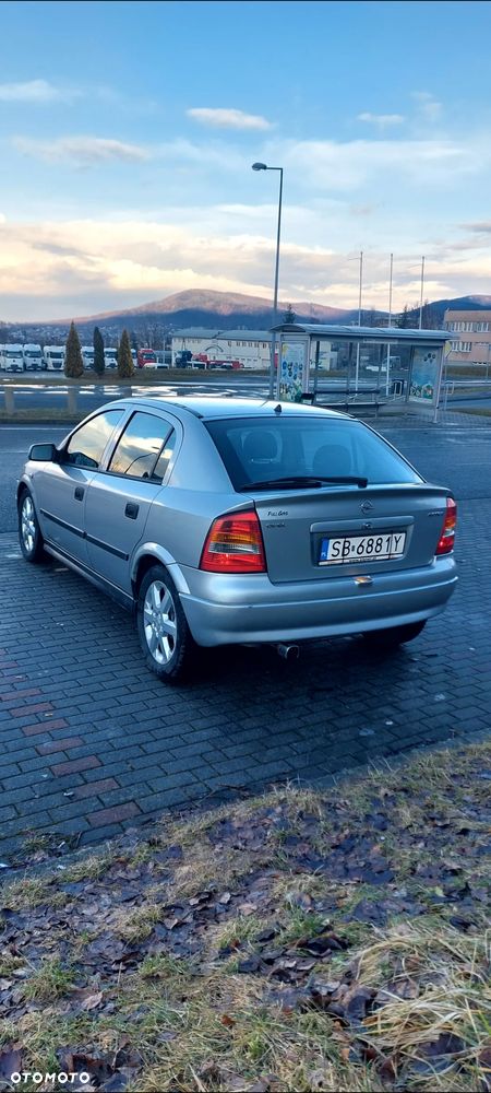 Opel Astra 2.0 DTI - 6