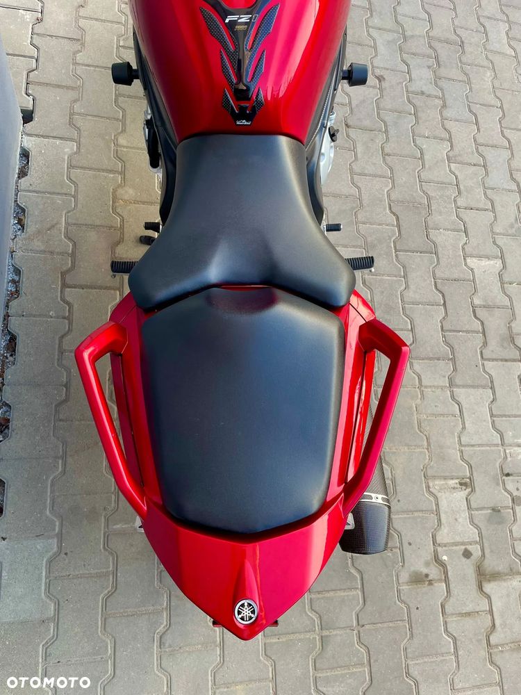 Yamaha FZ - 20