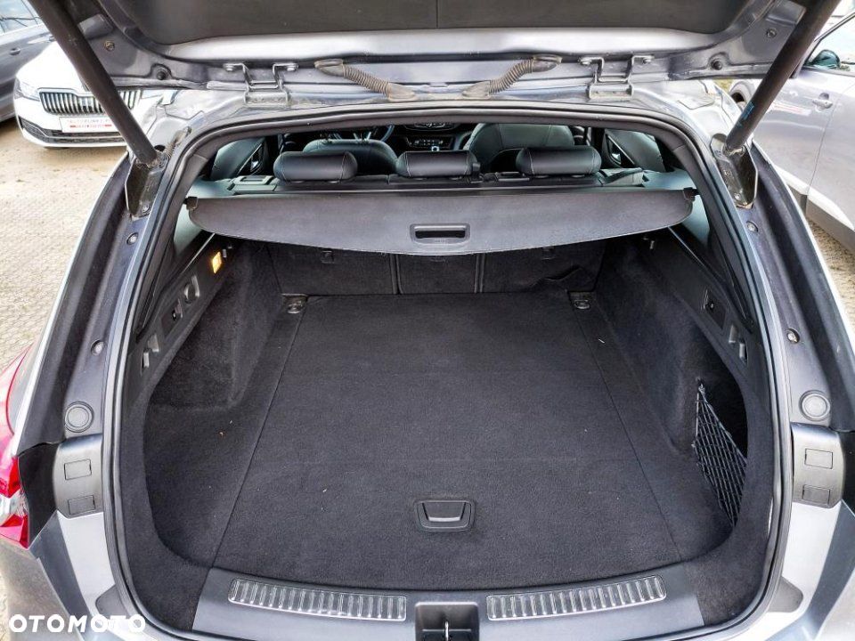Opel Insignia - 28