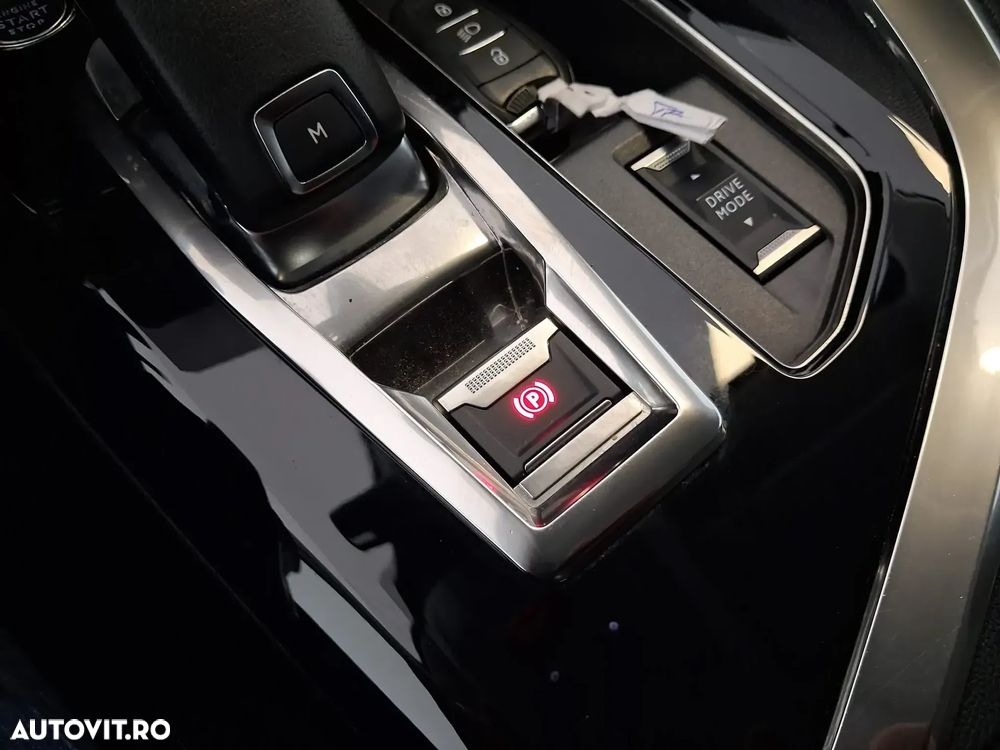 Peugeot 3008 1.5 BlueHDI 130 S&S EAT8 Allure - 8