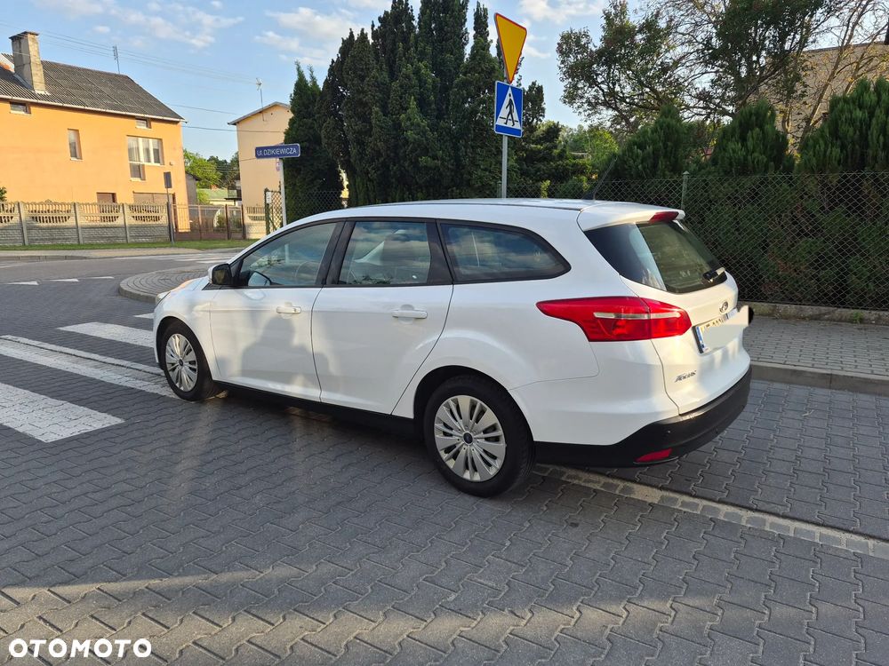 Ford Focus 1.5 TDCi Trend Sport ASS - 2