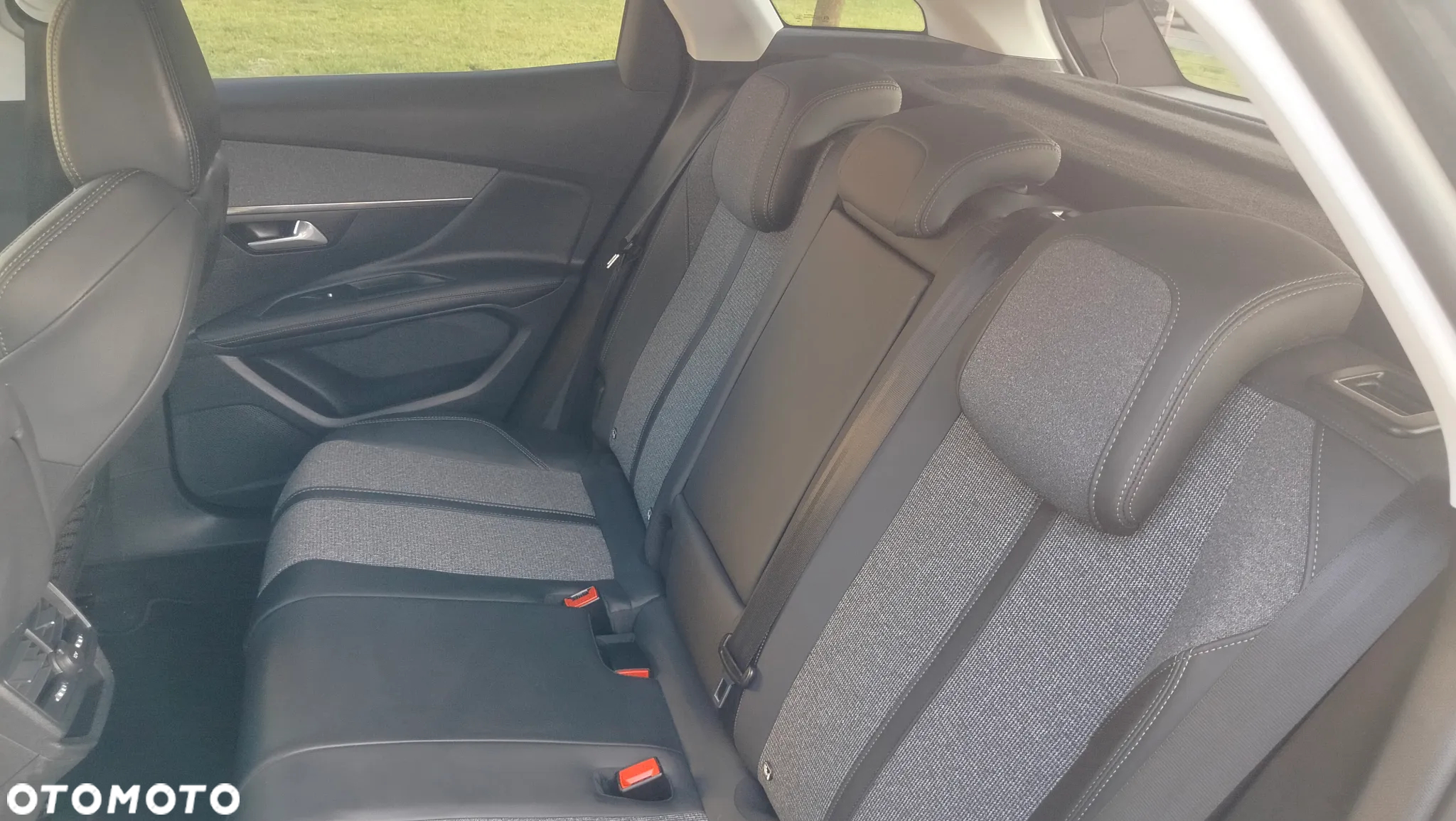 Peugeot 3008 BlueHDi 120 Stop & Start Business-Line - 17