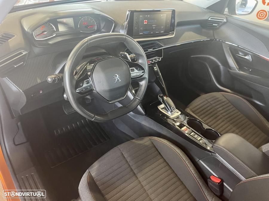 Peugeot 2008 1.2 PureTech Active Pack EAT8 - 9