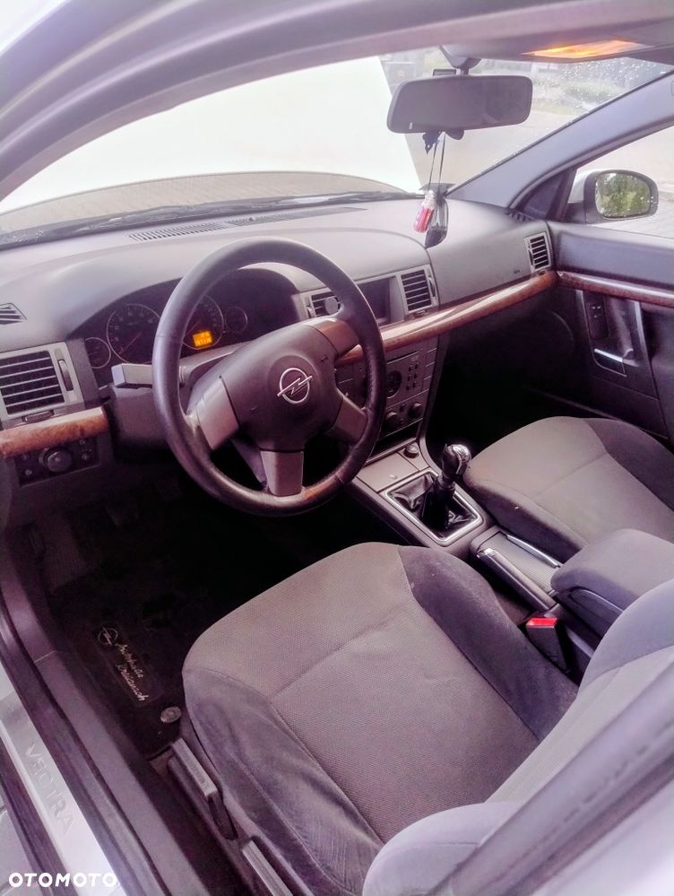 Opel Vectra - 8