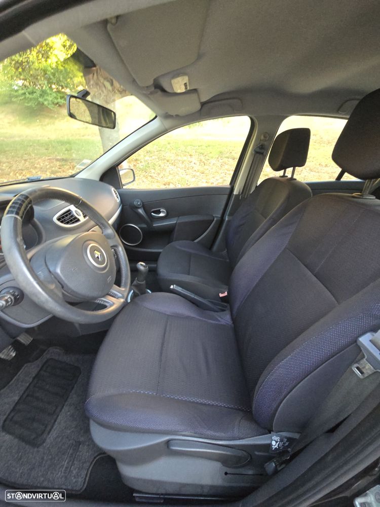 Renault Clio 1.2 16V Dynamique S - 16
