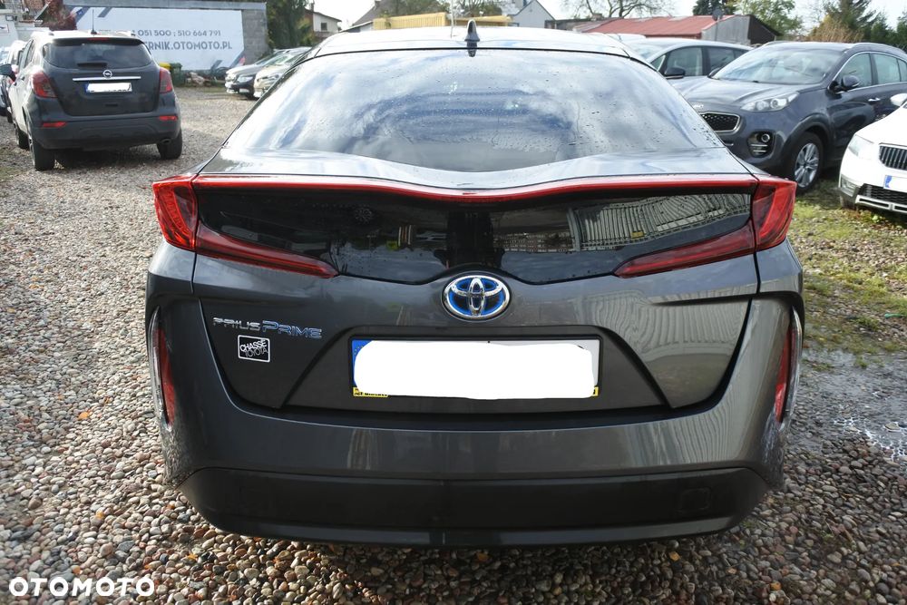 Toyota Prius Plug-in Hybrid Executive - 5