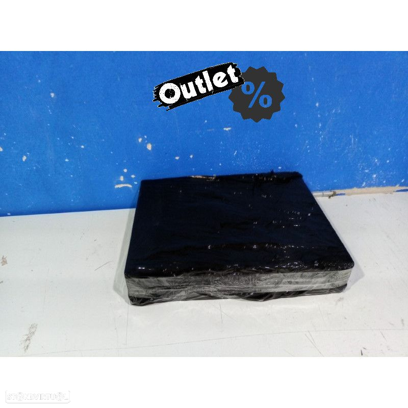 M010132L1 ECRÃ TEJADILHO TECTO DE 13.3 " - 2