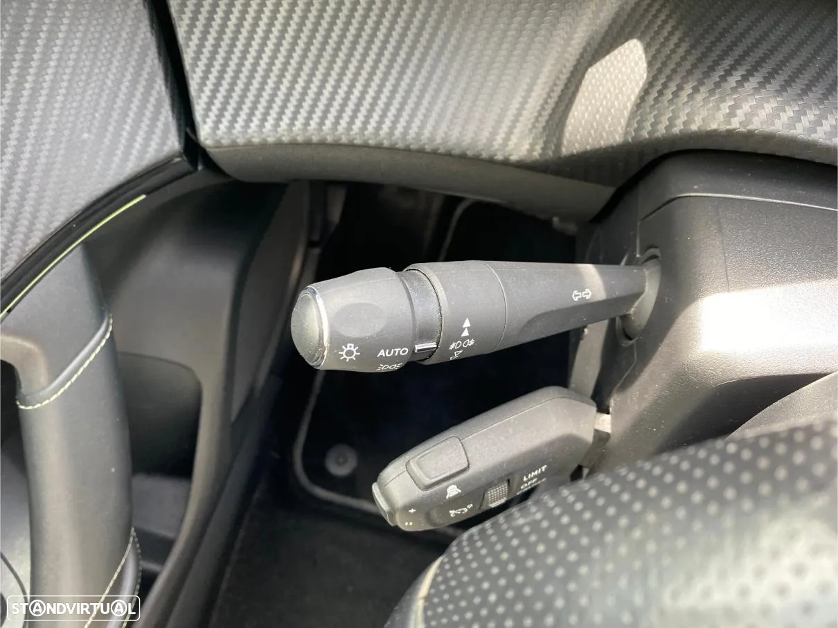 Peugeot e-2008 50 kWh GT Pack - 50