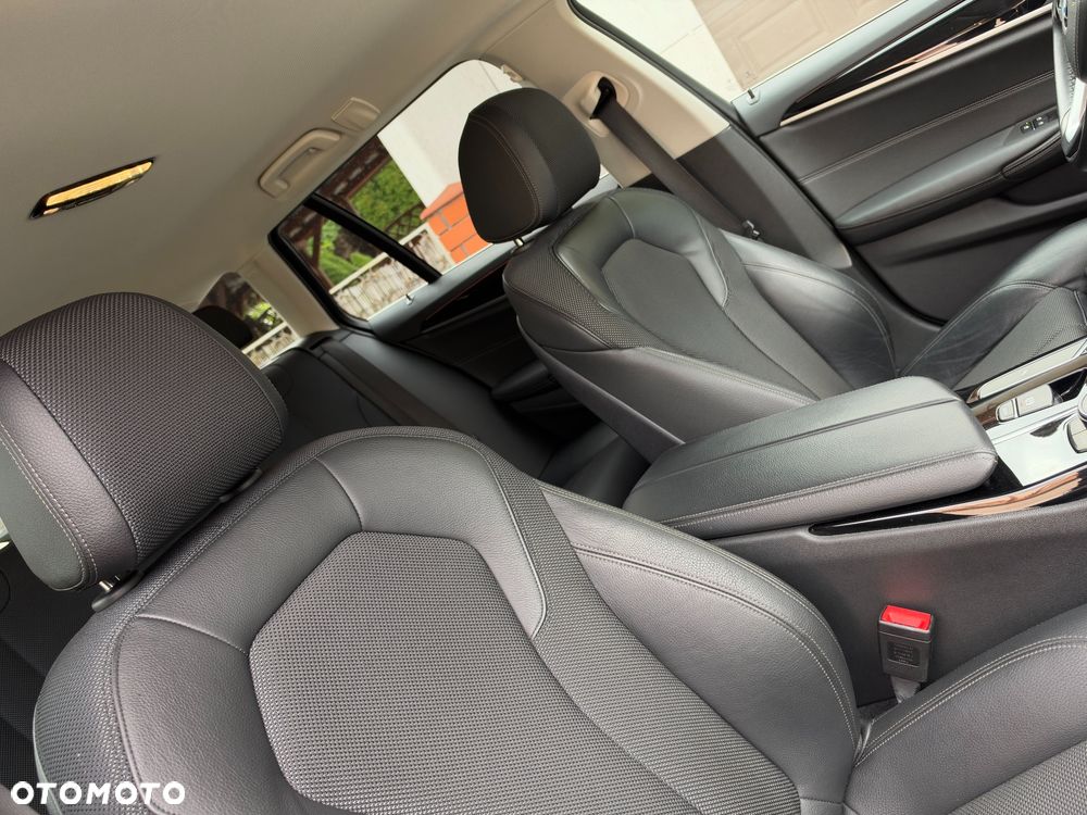 BMW Seria 5 520d Sport Line sport - 20