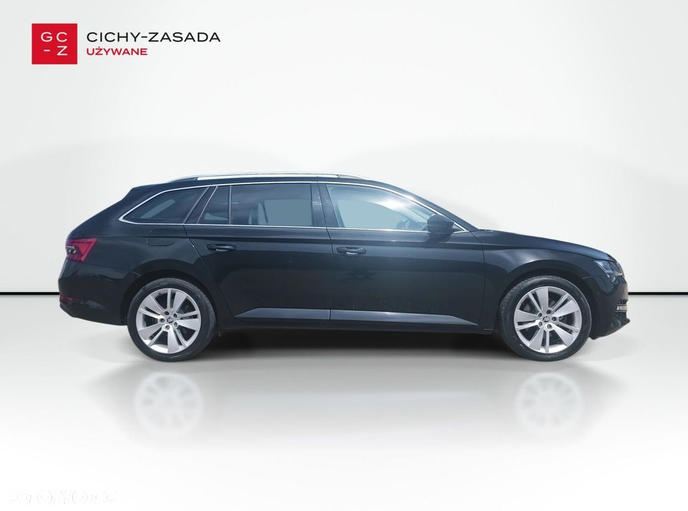 Skoda Superb 2.0 TDI SCR Style DSG - 7