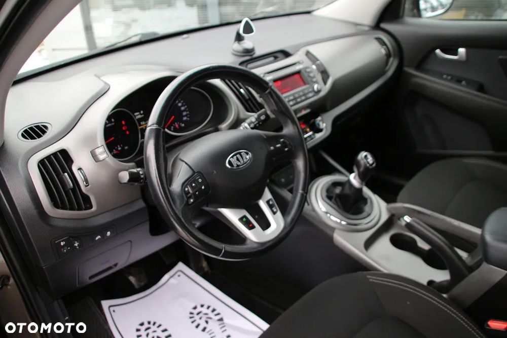 Kia Sportage 1.7 CRDI 2WD ISG Dream-Team Edition - 21