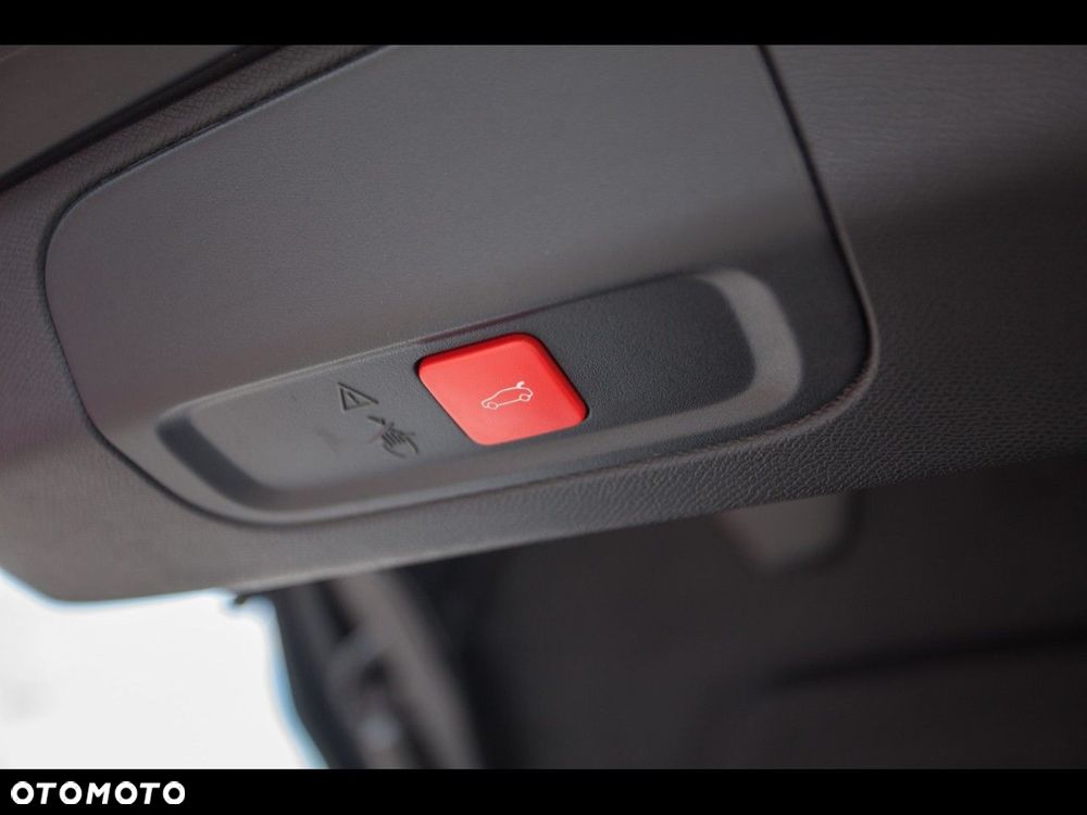 Peugeot 408 1.6 Plug-In Hybrid 225 Allure EAT8 - 31
