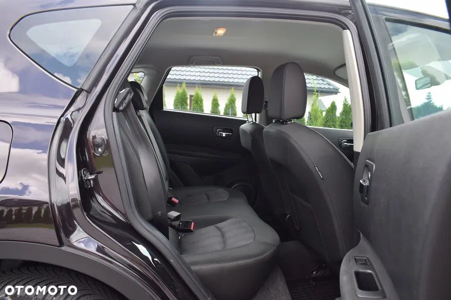 Nissan Qashqai 2.0 visia - 10