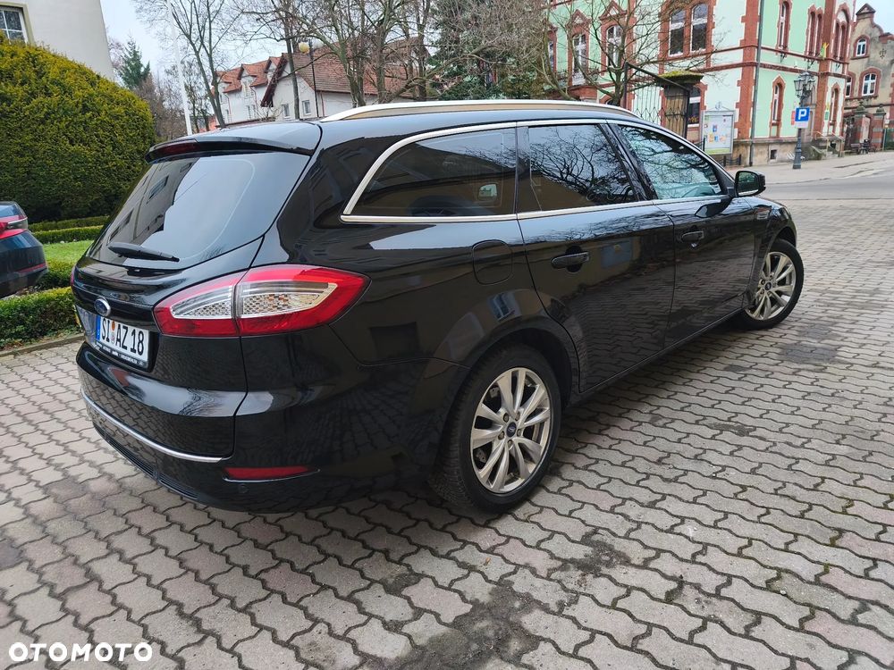 Ford Mondeo 2.0 TDCi Black Magic - 4