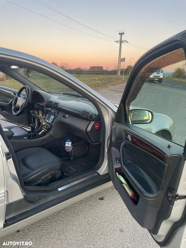 Mercedes-Benz C 200 CDI - 15