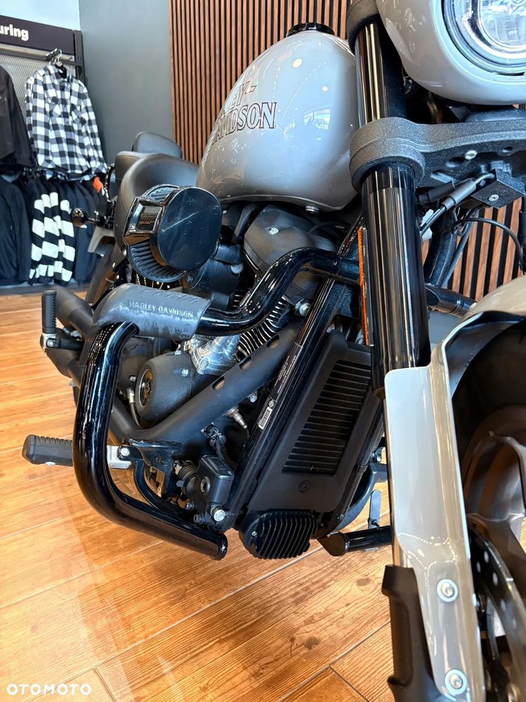 Harley-Davidson Softail Low Rider - 26