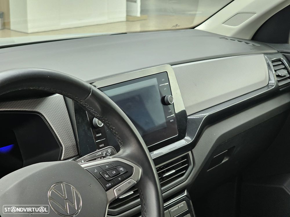 VW T-Cross 1.0 TSI Urban DSG - 8
