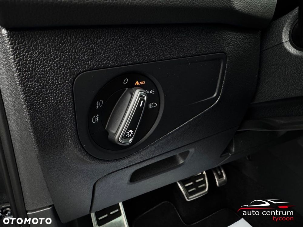 Volkswagen Tiguan - 38