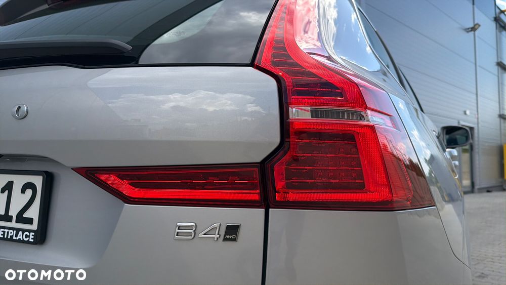 Volvo XC 60 B4 D AWD Geartronic Momentum Pro - 15