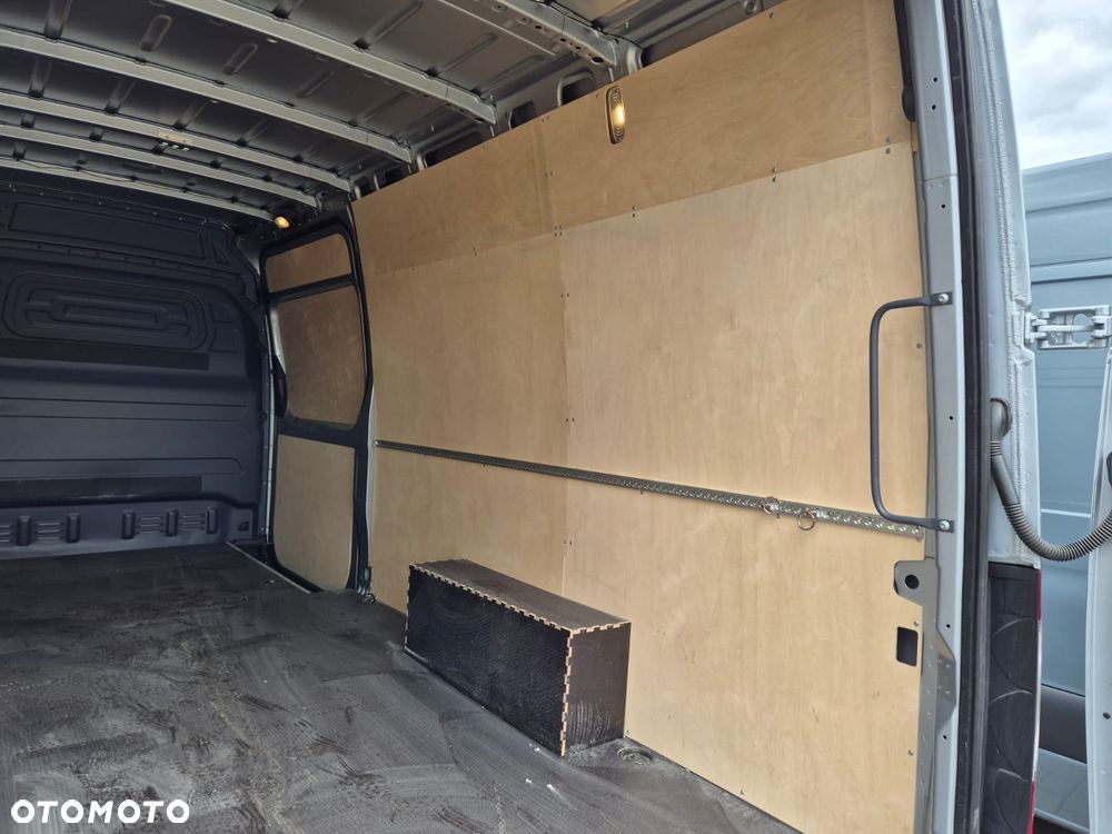 Mercedes-Benz Sprinter 317 - 21