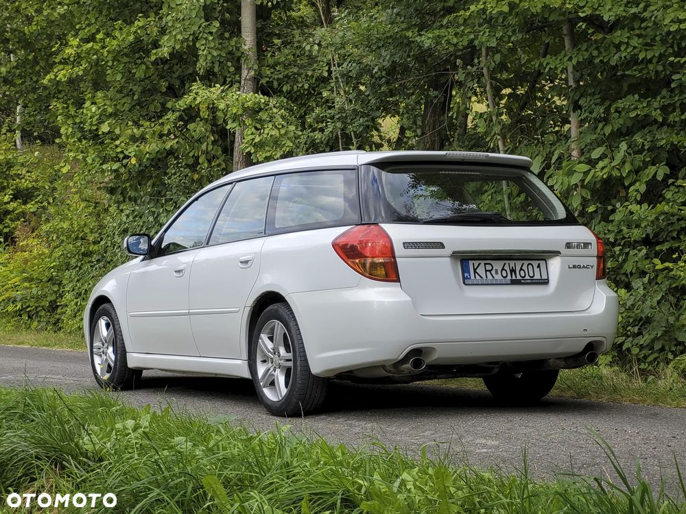 Subaru Legacy SW 2.5i AT - 9