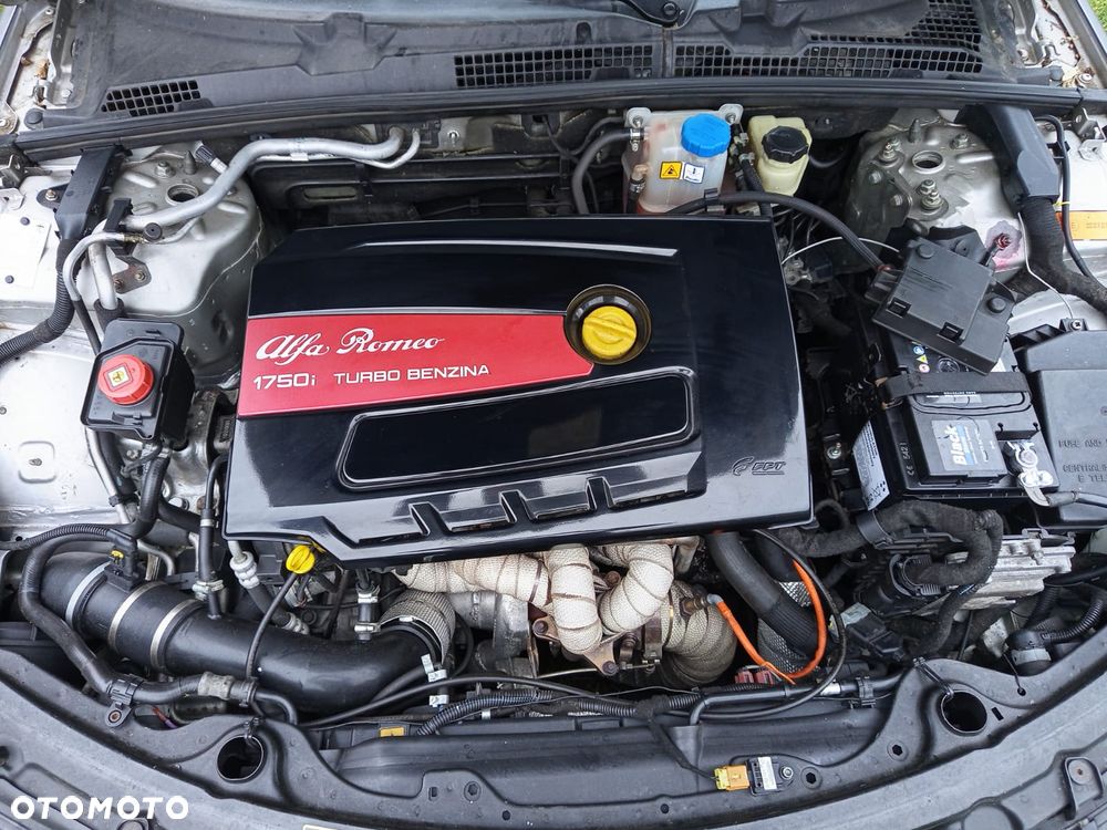 Alfa Romeo Brera - 16