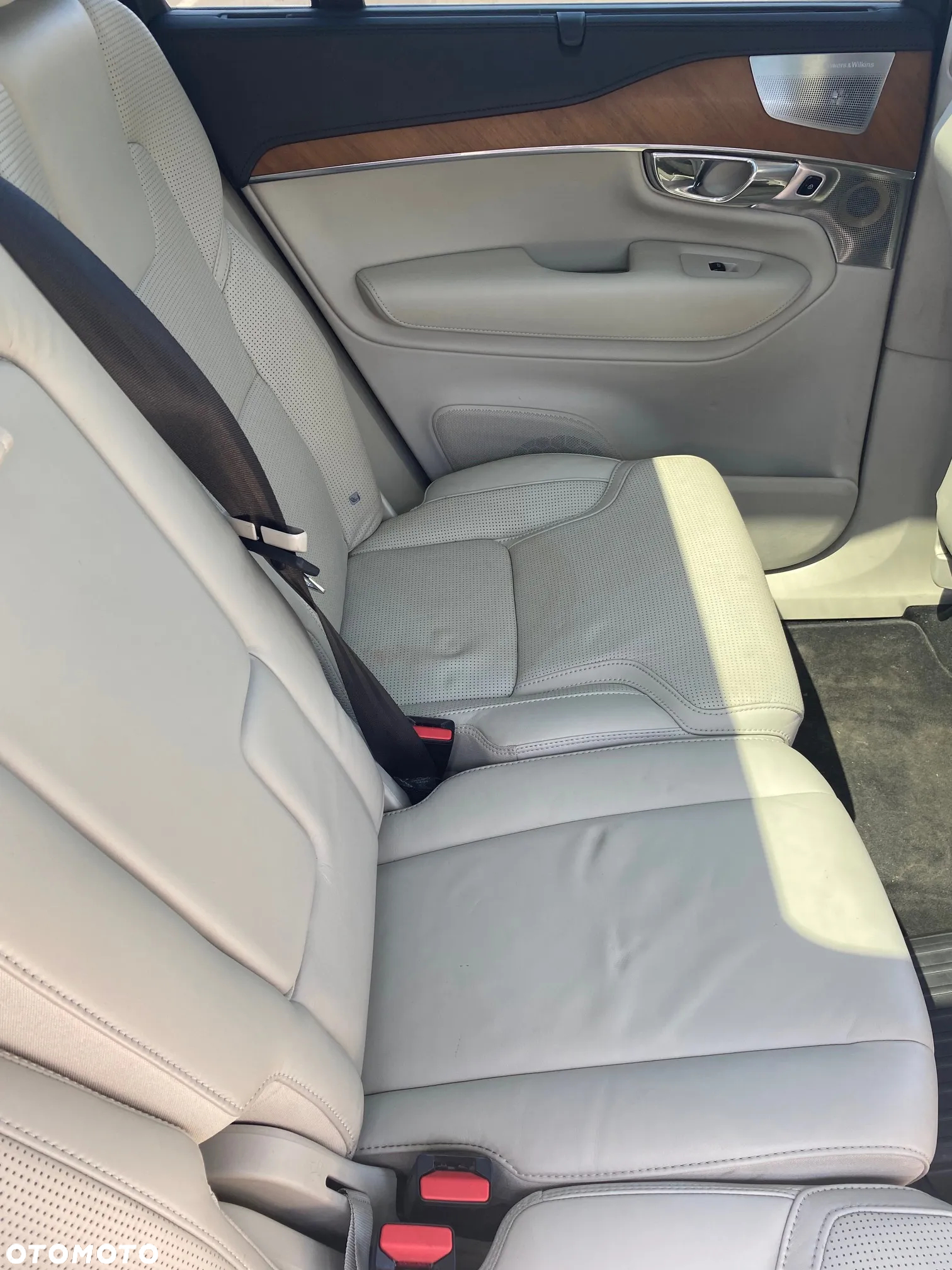 Volvo XC 90 T8 AWD Plug-In Hybrid Excellence - 20