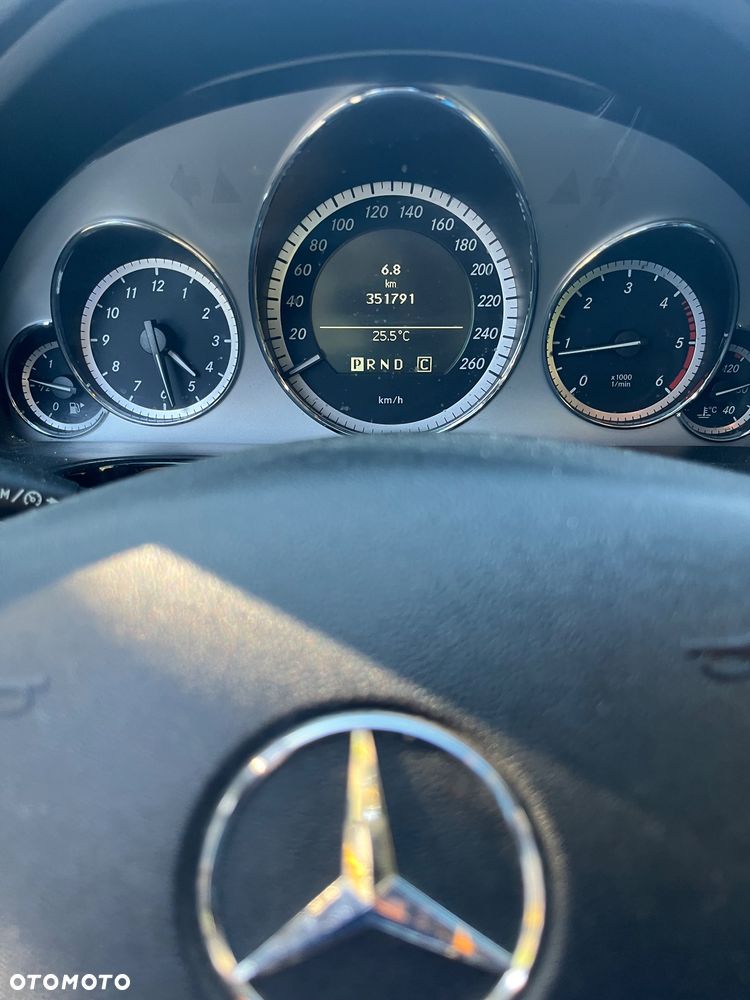 Mercedes-Benz Klasa E 200 CDI DPF BlueEFFICIENCY Automatik Avantgarde - 6