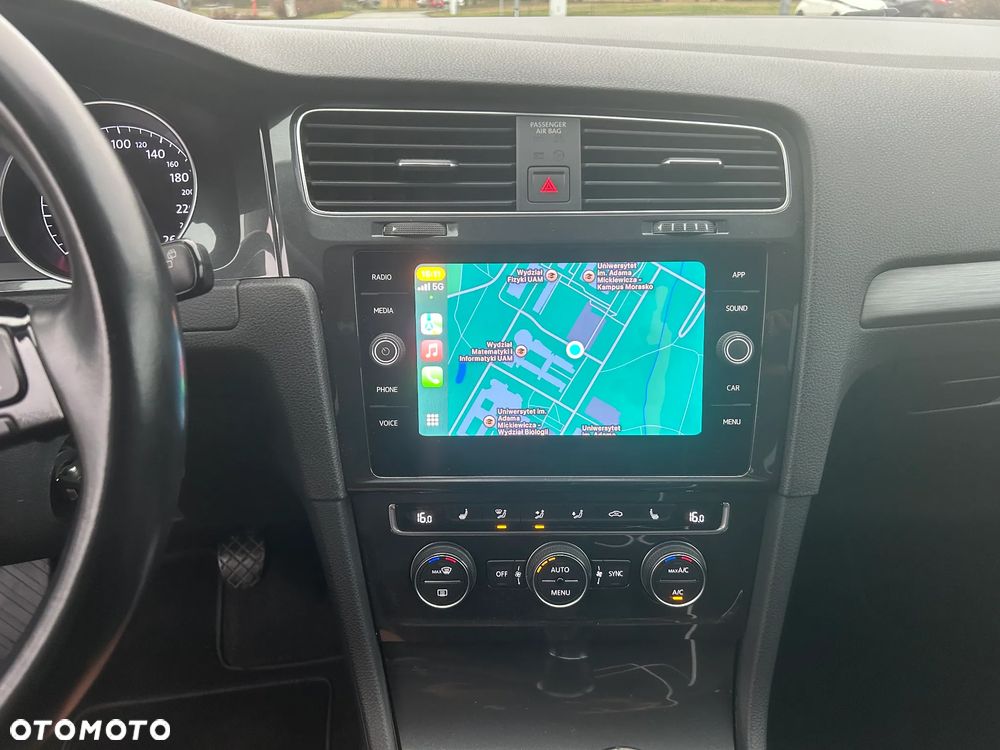 Volkswagen Golf 1.5 TSI BMT Comfortline - 21